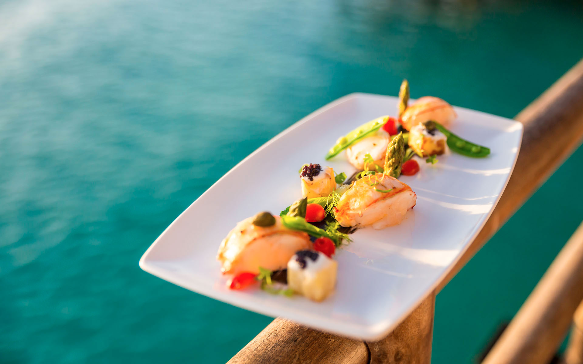 diamonds_athuruga_farivalhu_maldivian_restaurant