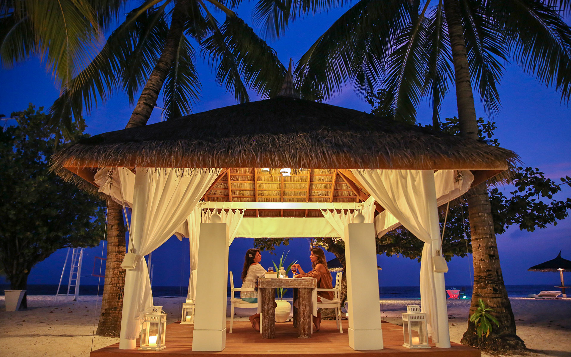 diamonds_athuruga_gallery_07